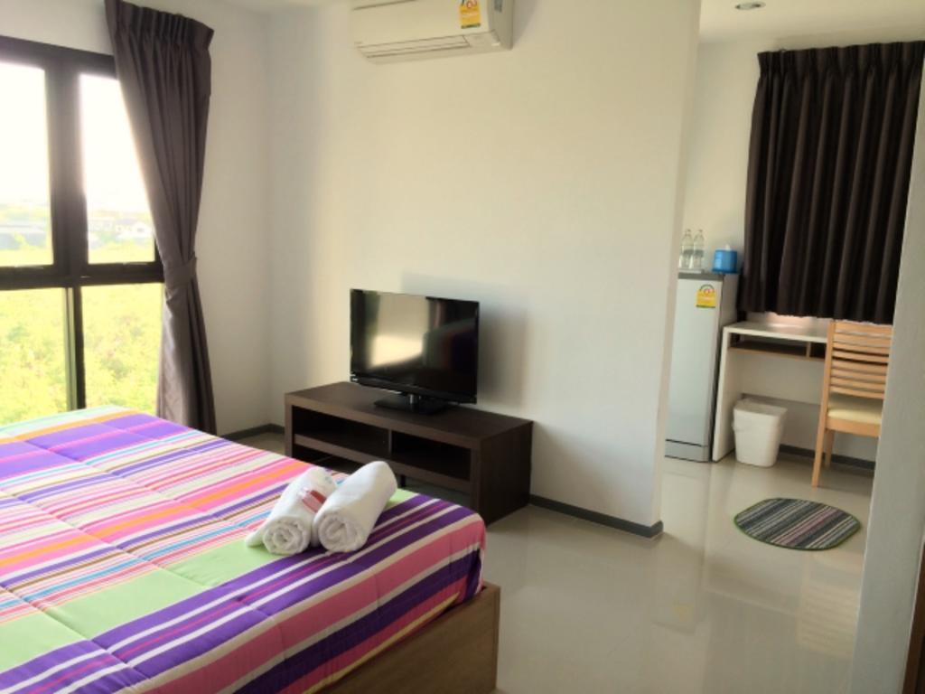 Promsook Apartment Chonburi Zimmer foto