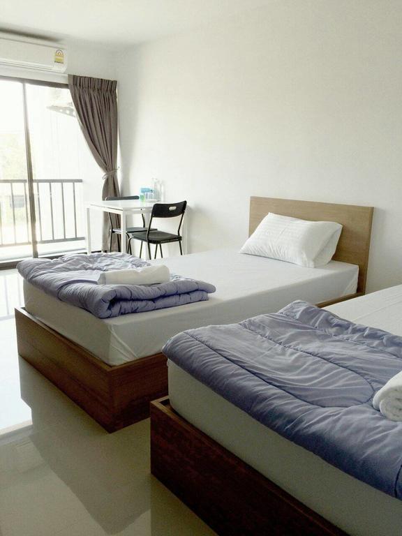Promsook Apartment Chonburi Zimmer foto